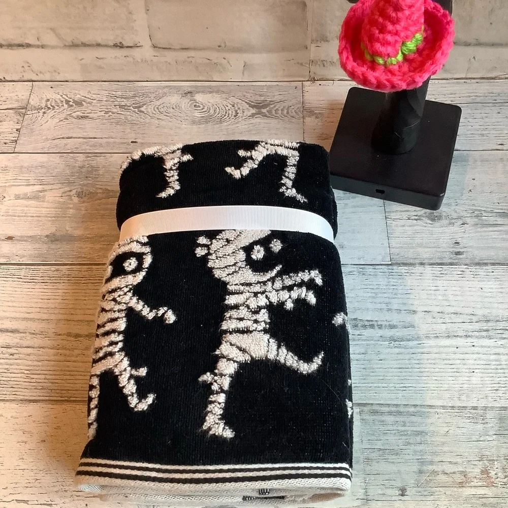 Caro Home 2Pk. Mummy Yarn-Dyed Jacquard Hand Towels